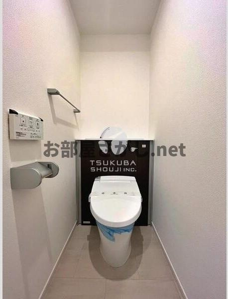 ルミークアン千駄木【ペットOKの28㎡超の1R×文京区】のトイレ