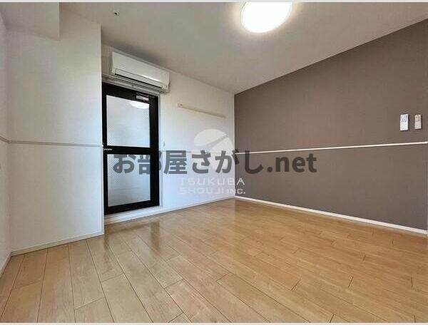 ルミークアン千駄木【ペットOKの28㎡超の1R×文京区】の居間・リビング