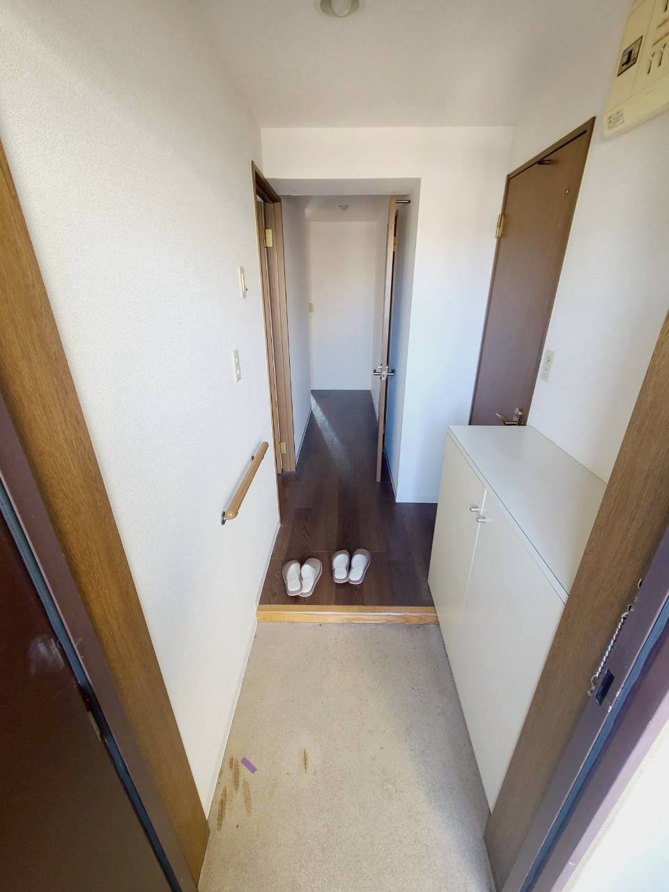 メゾン共栄の玄関