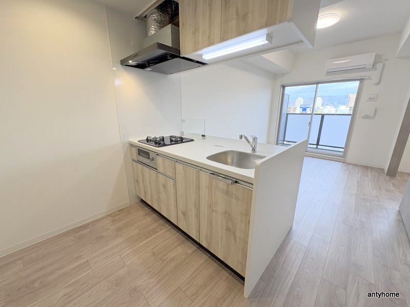 プレサンス長田レジェール　仲介手数料無料の洋室