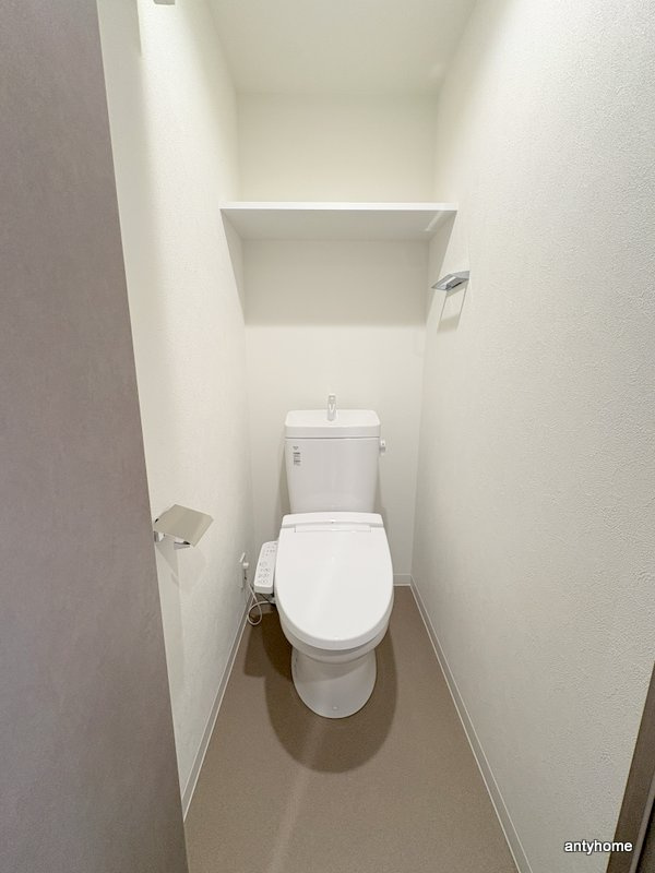 プレサンス長田レジェール　仲介手数料無料のトイレ