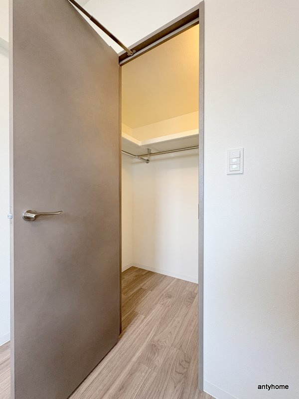 プレサンス長田レジェール　仲介手数料無料の収納