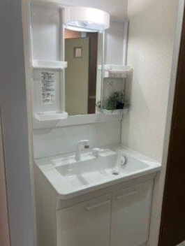 須磨名谷ハウス1号棟の独立洗面台