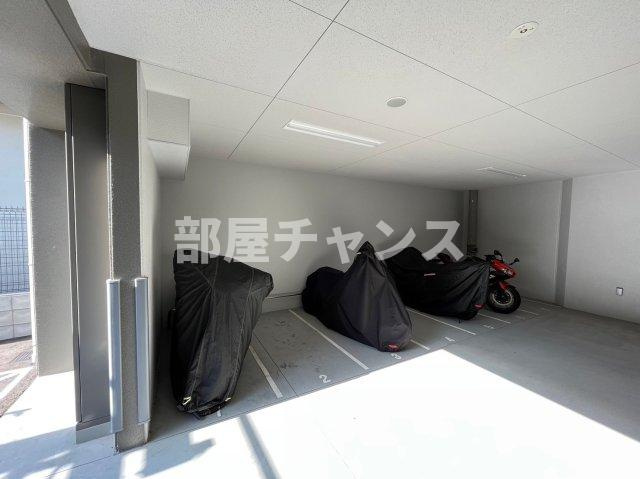 S-RESIDENCE東別院の駐車場