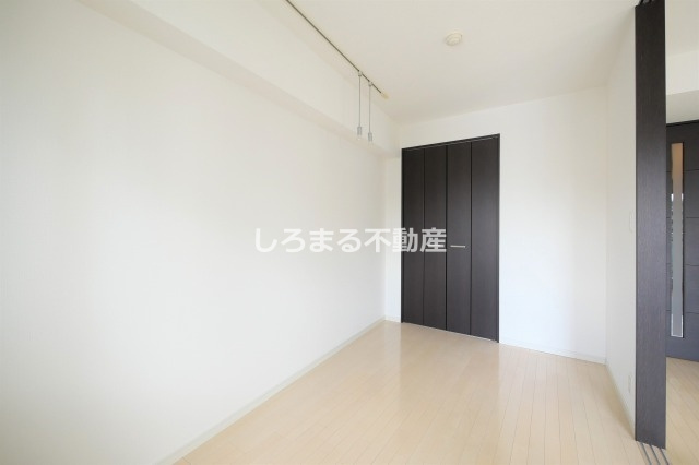 セイワパレス新梅田の洋室