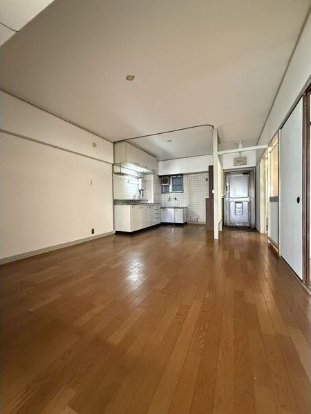 住之江コーポ1号館の居間・リビング