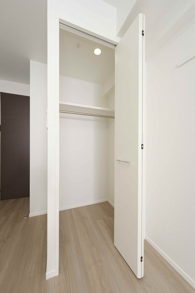 エンクレストALIVE白金の洗面所|スペースが確保できる洗面所です