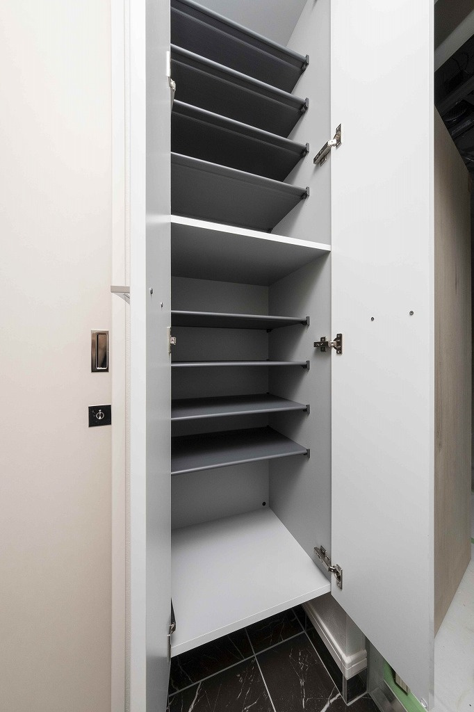 エンクレストALIVE白金の収納|たっぷりとした収納スペースです