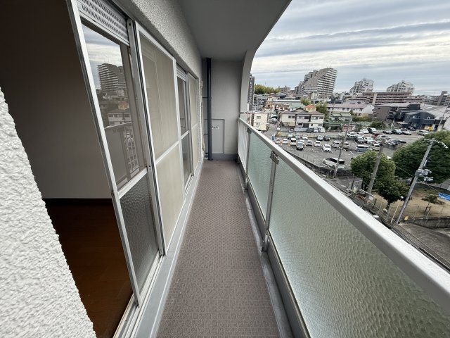 千里泉ヶ丘スカイハイツのバルコニー