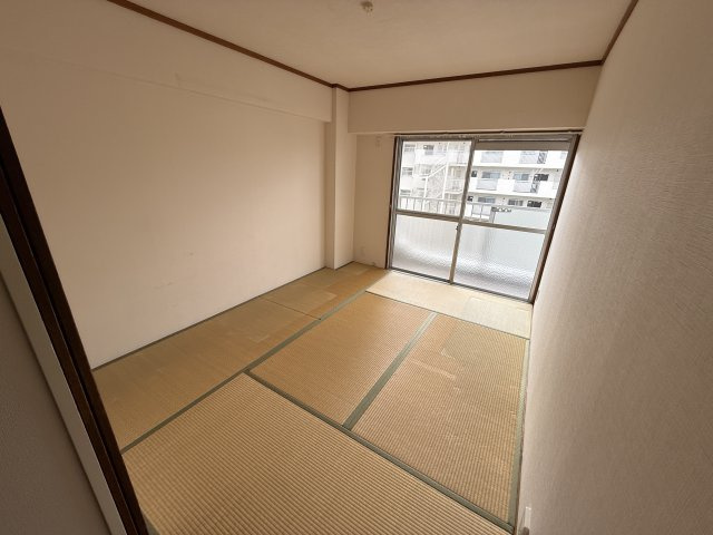 千里泉ヶ丘スカイハイツの寝室