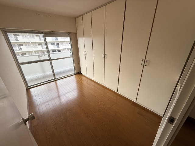 千里泉ヶ丘スカイハイツの子供部屋