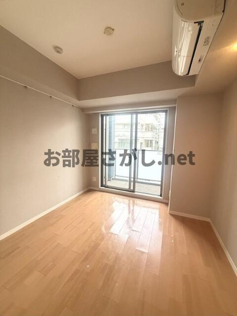 エスティメゾン千石【即入居可】の居間・リビング