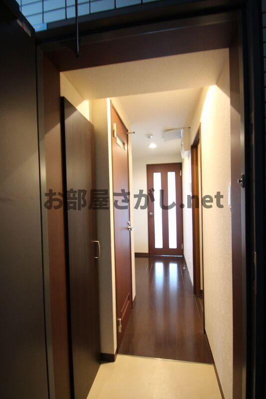 ヴァンクール【茗荷谷徒歩圏のネット無料1K／即入居可】のエントランス