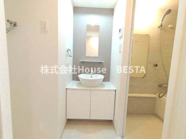 S-RESIDENCE神戸元町の独立洗面台