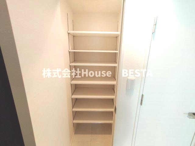 S-RESIDENCE神戸元町の収納