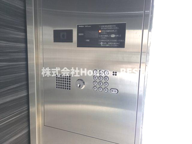 S-RESIDENCE神戸元町のエントランス