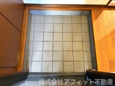 【エントランス】 | アメニックス福山 五番館