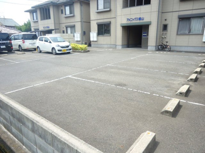 【駐車場】 | アメニックス福山 五番館