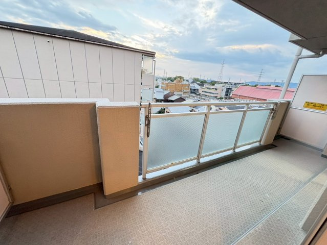 ペルル伏見桃山