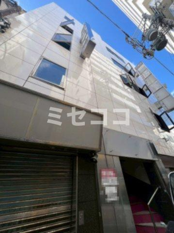 染川ビルの外観
