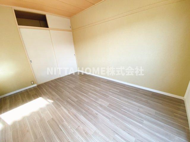 石生ハイツの寝室|寝室スペースにもぴったり◇