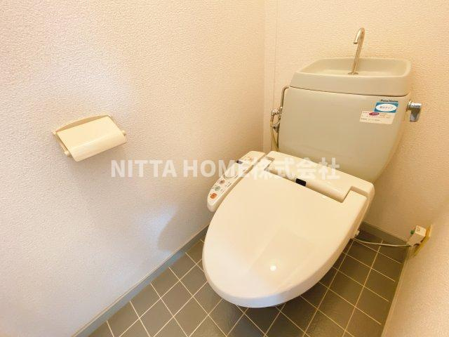 石生ハイツのトイレ|ウォシュレットも完備◆