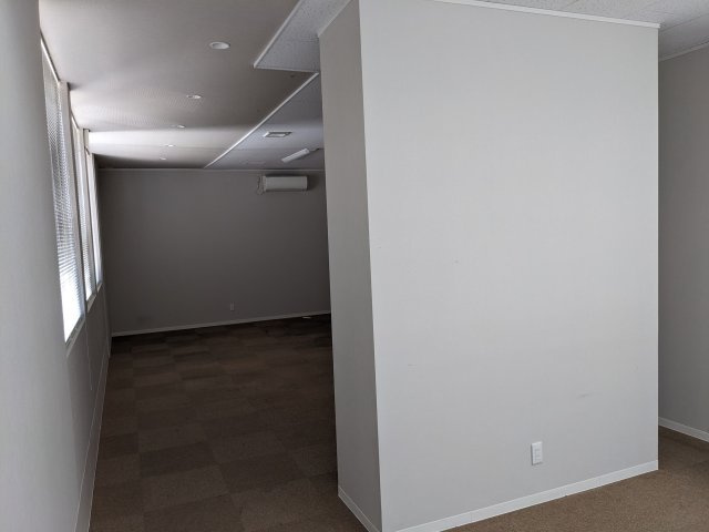 須磨浦通4丁目貸事務所の内装|2階北西