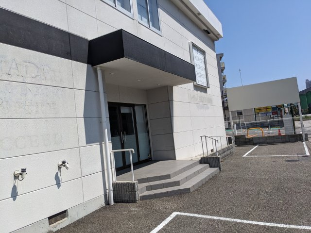 須磨浦通4丁目貸事務所