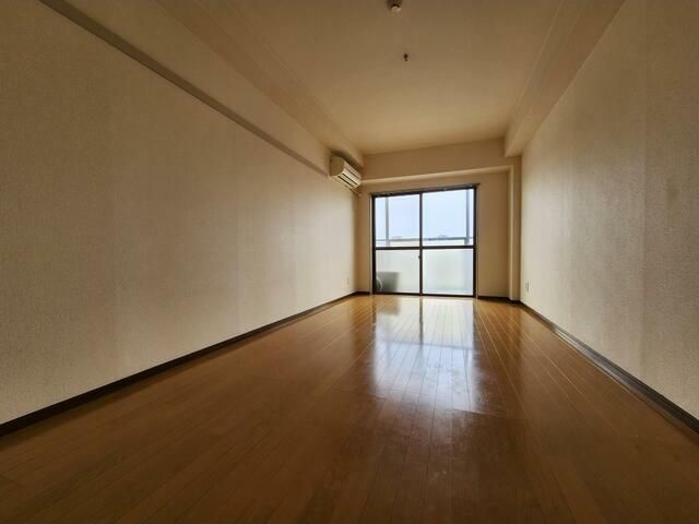 シャインドミールの寝室