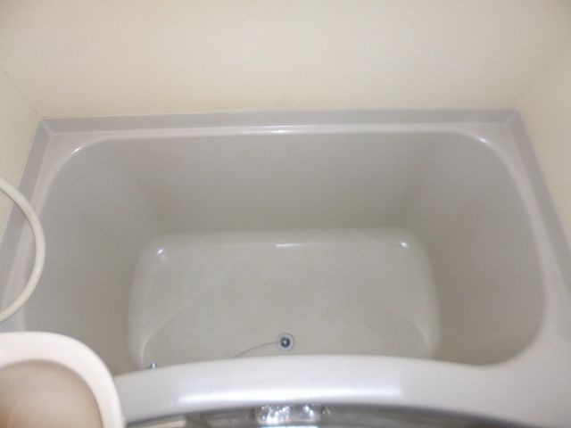 【浴室】 | APEX FLAT　R | 使いやすいお風呂です（同物件別室写真です）