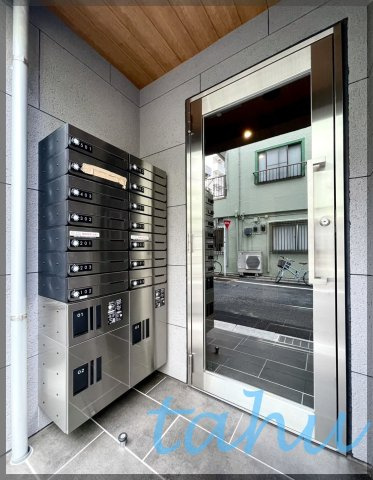  プラチナフォルム上野秋葉原Ⅱのエントランス