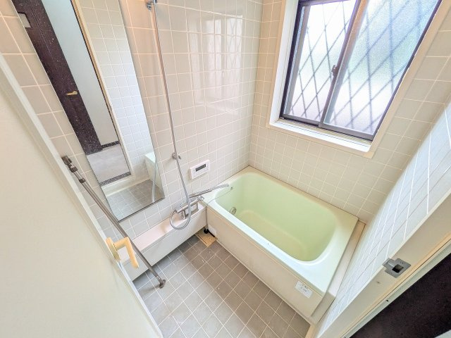 八王子市　丸山町　中古戸建ての浴室|～１日の締めくくりに癒やしのバスタイムを愉しめるバスルーム～