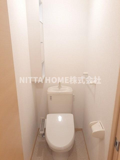 フリーデン　ハウスのトイレ|温水洗浄便座付きです◆