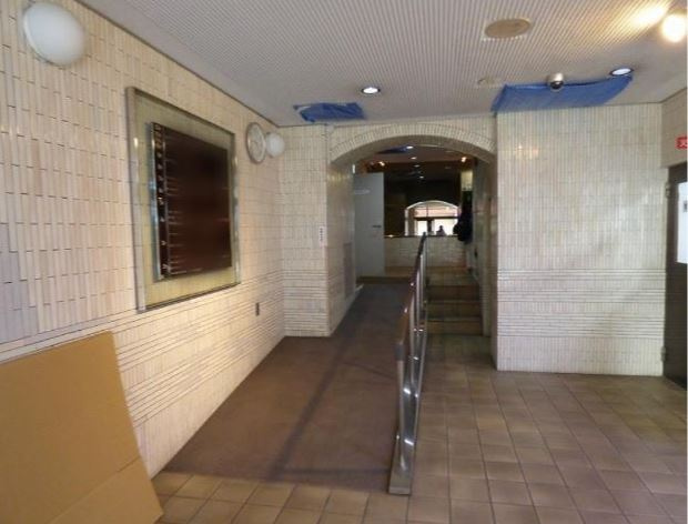 グランドメゾン船場のエントランス