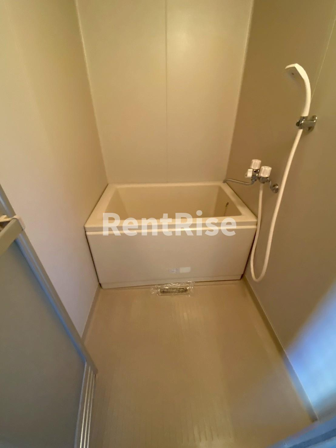 シャンボール今伊勢　c棟の浴室