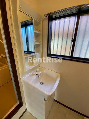 シャンボール今伊勢　c棟の洗面所