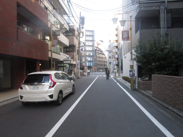 新宿区西早稲田１丁目のビル