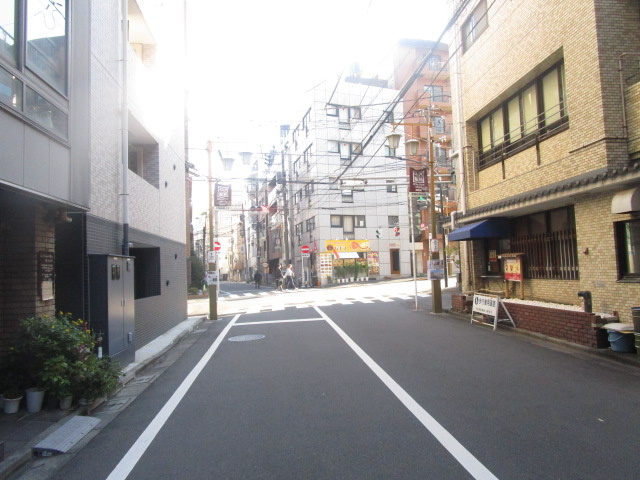 新宿区西早稲田１丁目のビル