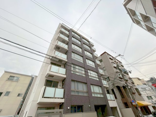 フラッツ塚本の外観