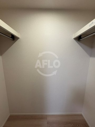 パサログランデ中安井の収納|パサログランデ中安井　ウォークインクローゼット