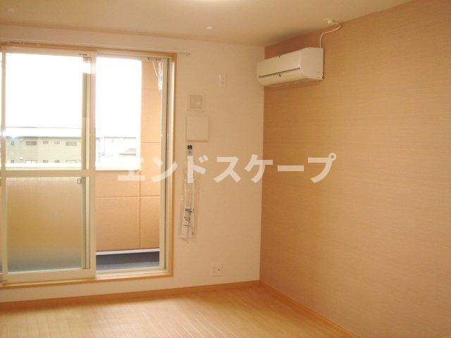 グリシーヌの居間・リビング|リビング
高崎、前橋のお部屋探しはエンドスケープまで！お客様の理想お聞かせ下さい♪