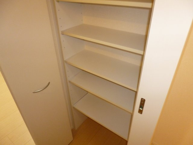 オークス金子Ｄの収納