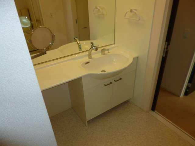 オークス金子Ｄの独立洗面台|洗髪洗面化粧台