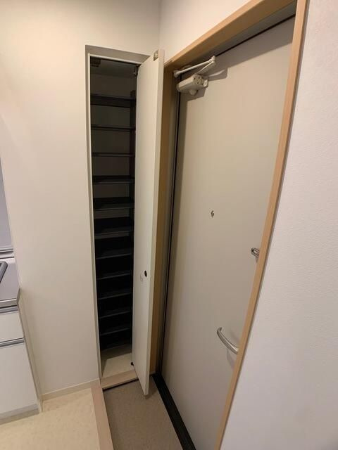 プチハウス２の玄関