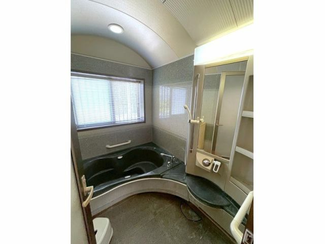 高知市春野町弘岡下　中古一戸建ての浴室|浴室にミストサウナ付きでリラックスタイムを楽しめます♪