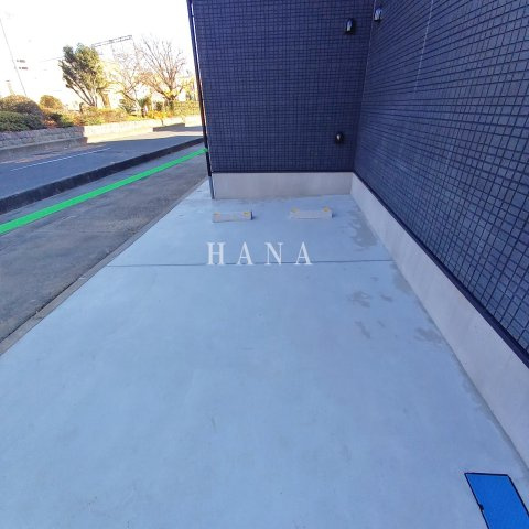 robot home 蒲生の駐車場