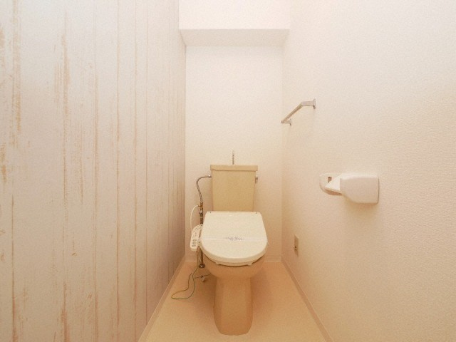 ラパンジール恵美須２のトイレ