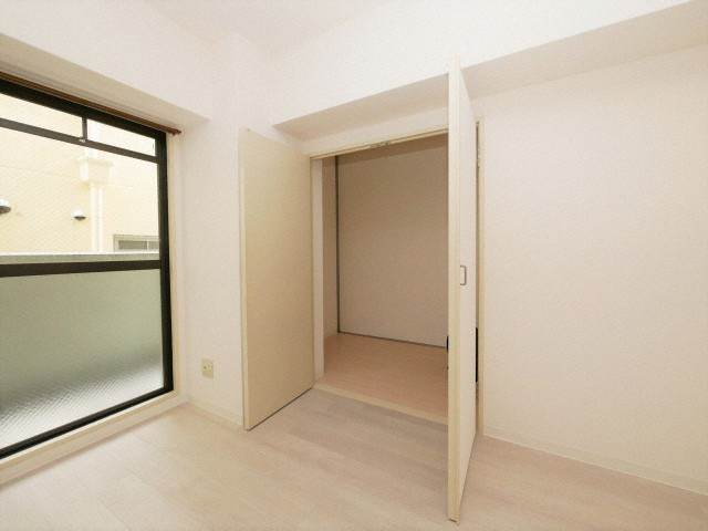 ラパンジール恵美須２の収納