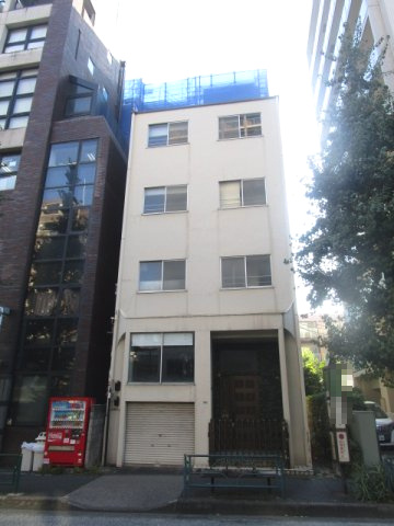 文京区関口１丁目のビル