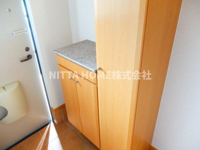 ベェル　ヴェルのその他共用部分|大きなシューズボックスも完備◎